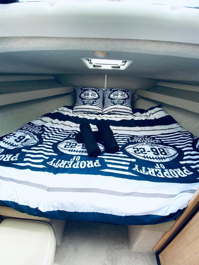 Nuit Insolite Sur Un Bateau Linge Et Menage Inclus - Boat Paradise La Rochelle La Rochelle  Exteriör bild